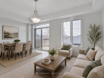 799 Heathrow Path • Oshawa, ON photo 3