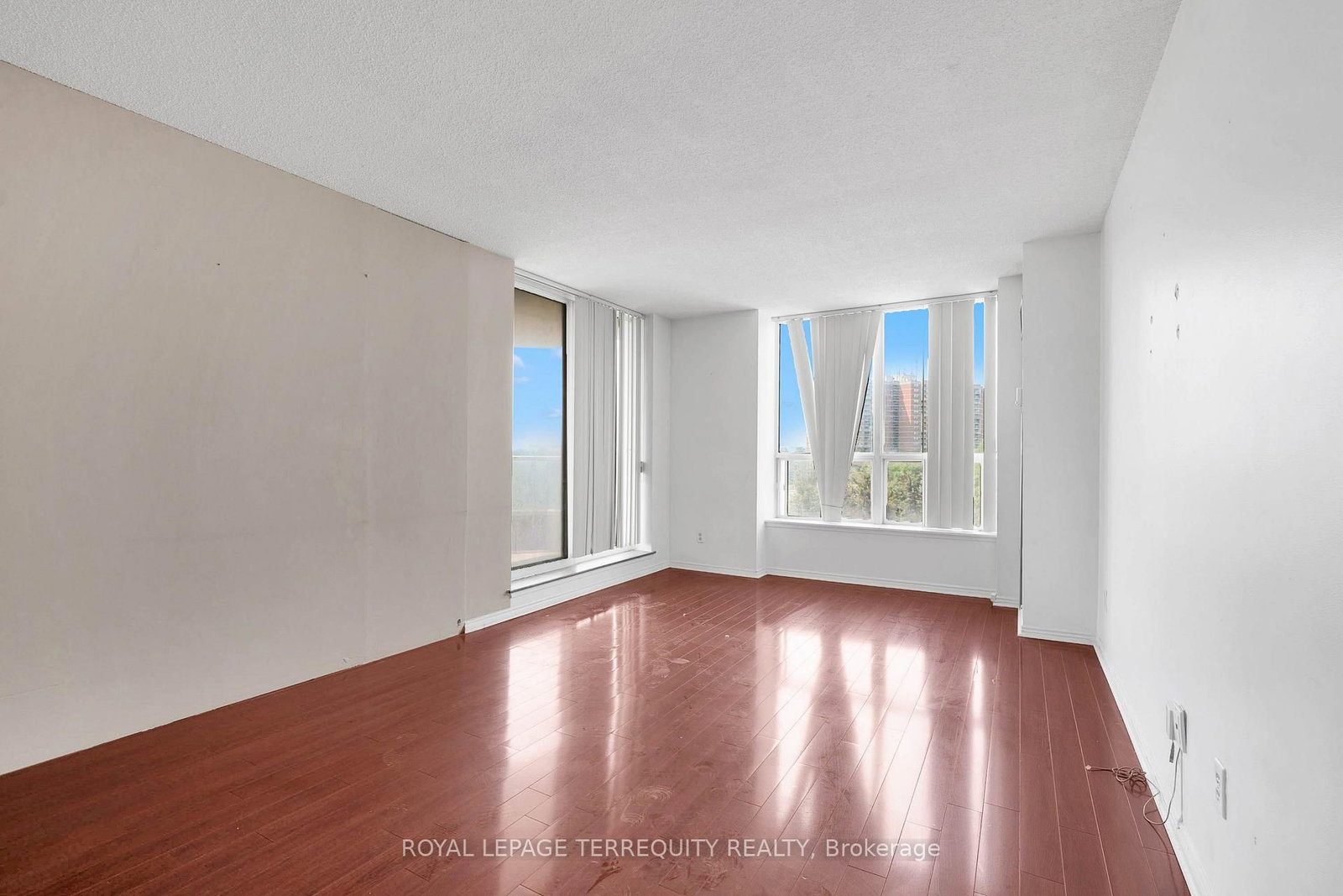 400 McLevin Avenue • #602 • Toronto, ON photo 3