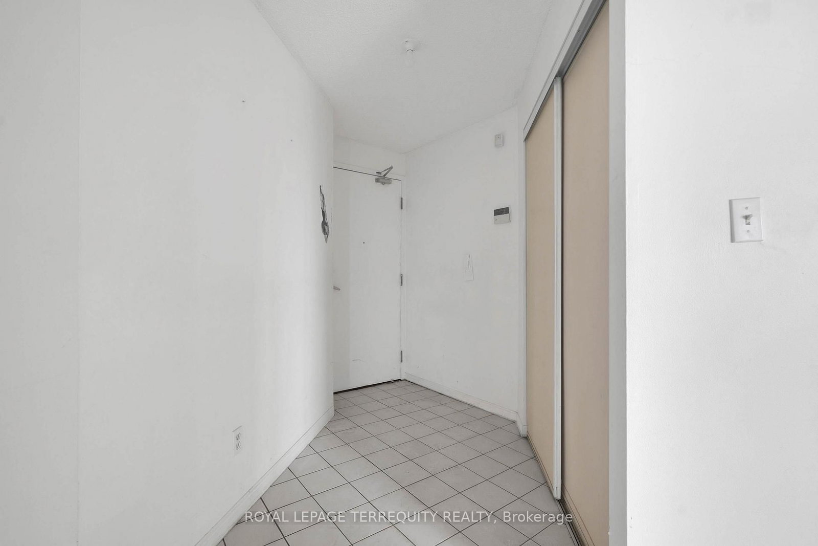 400 McLevin Avenue • #602 • Toronto, ON photo 4