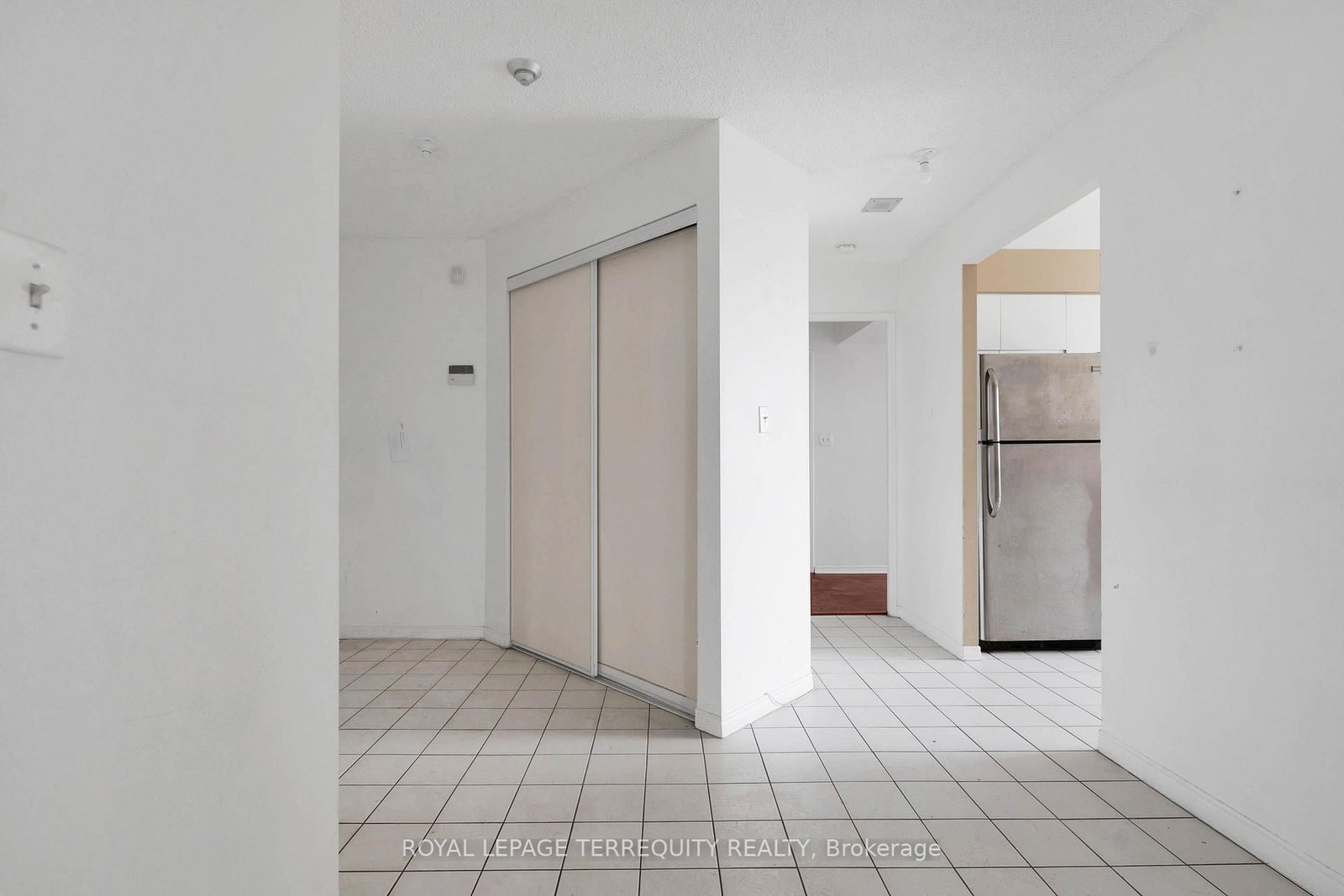 400 McLevin Avenue • #602 • Toronto, ON photo 6