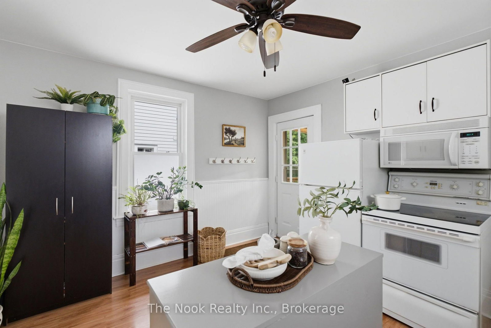 79 Elgin Street W • Oshawa, ON photo 13
