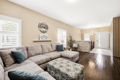 7 Swindells Street • Clarington, ON photo 6