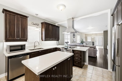 7 Swindells Street • Clarington, ON photo 9