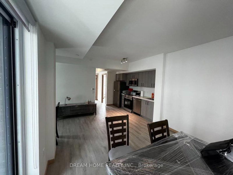 217 - 3421 Sheppard Avenue E