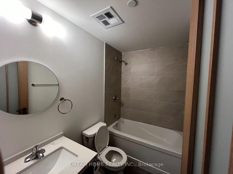 217 - 3421 Sheppard Avenue E