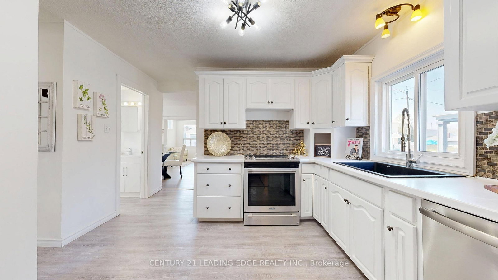 751 Gifford Street • Oshawa, ON photo 16