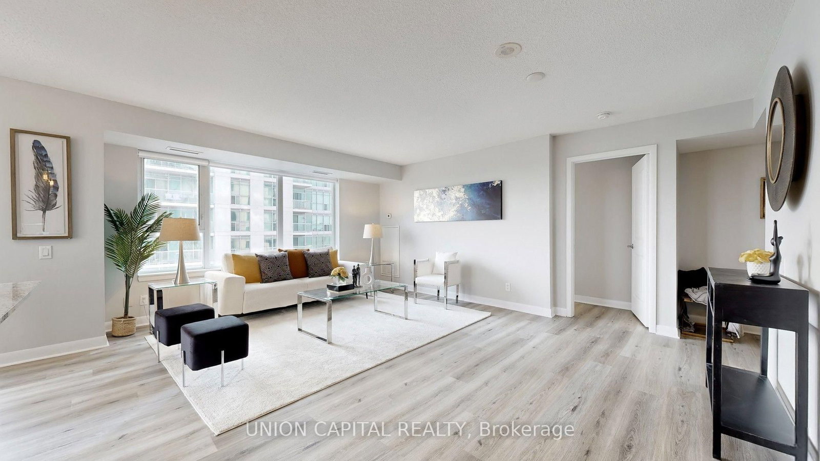 25 Town Centre Court • #1608 • Toronto, ON photo 3