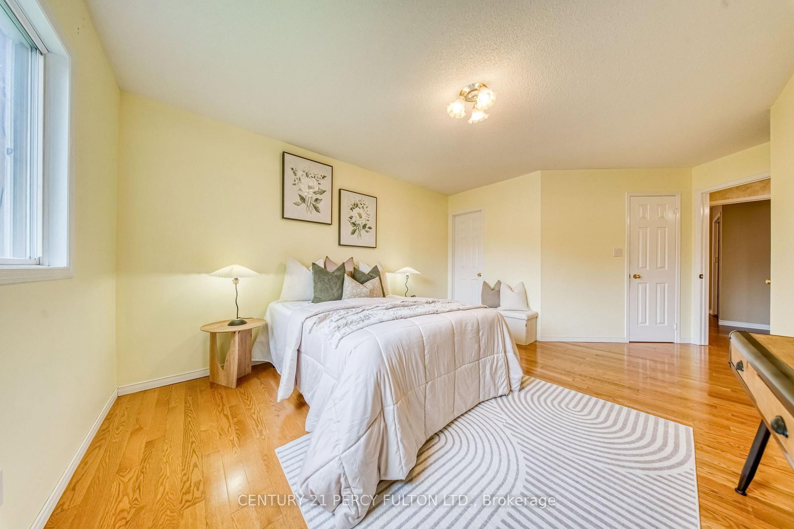 504 Sandalwood Court • Oshawa, ON photo 16