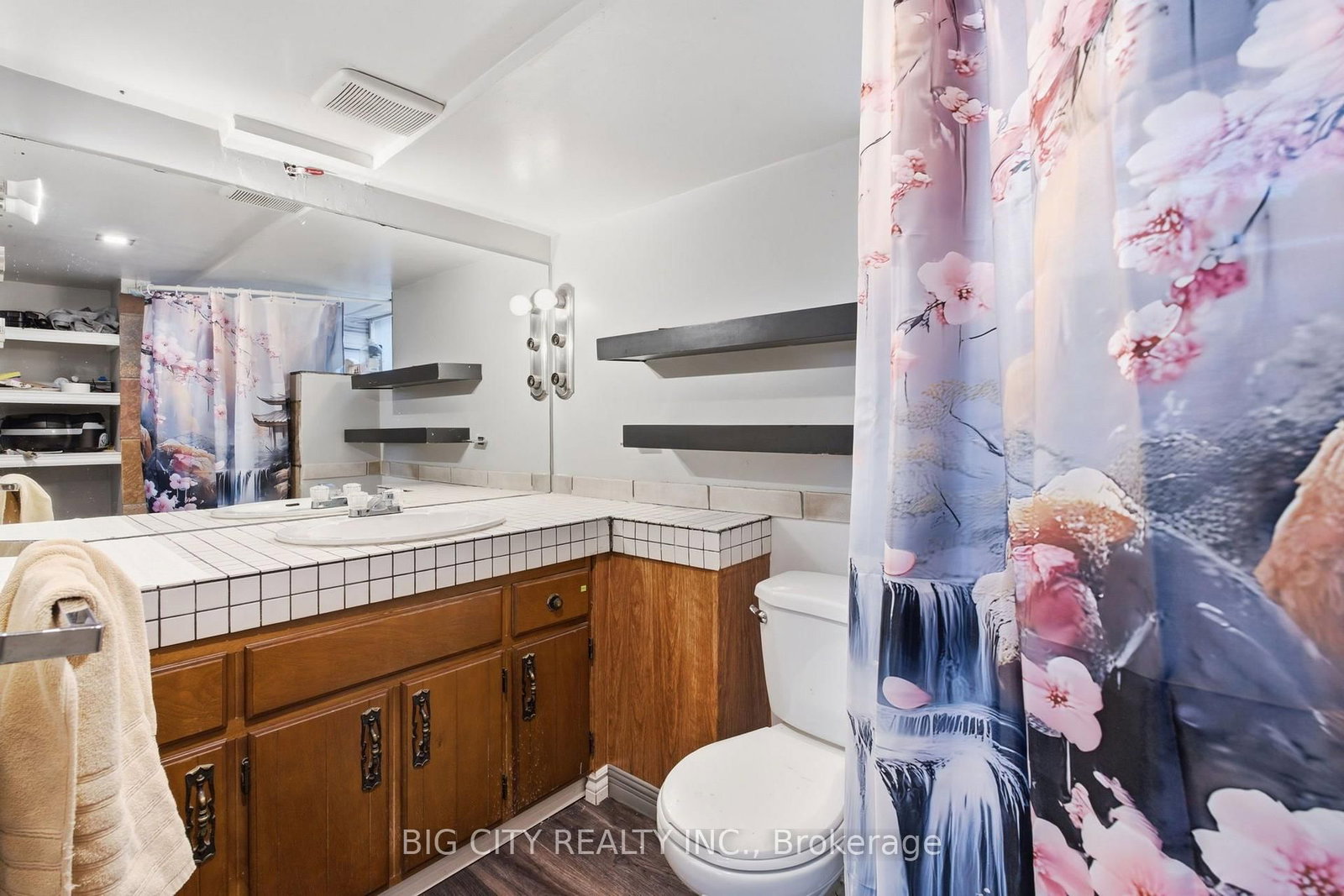261 Clarke Street • Oshawa, ON photo 32