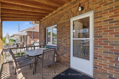 261 Clarke Street • Oshawa, ON photo 5