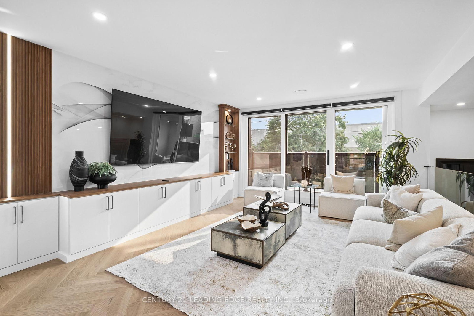 147 Durant Avenue • Toronto, ON photo 14