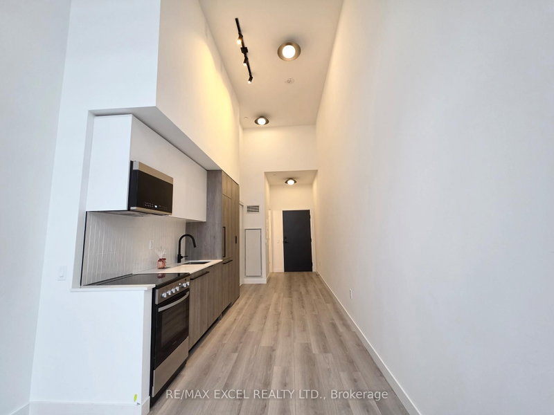 124 - 1635 Military Trail