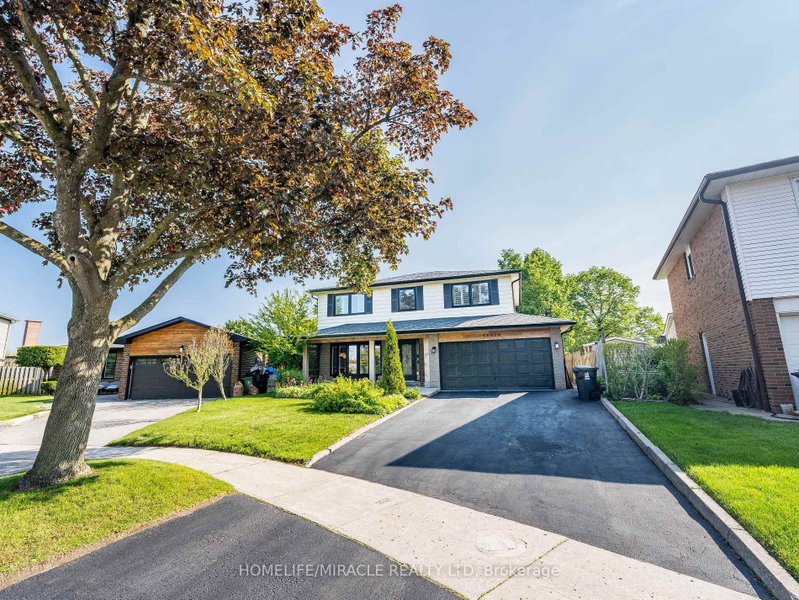 7 Chapais Crescent