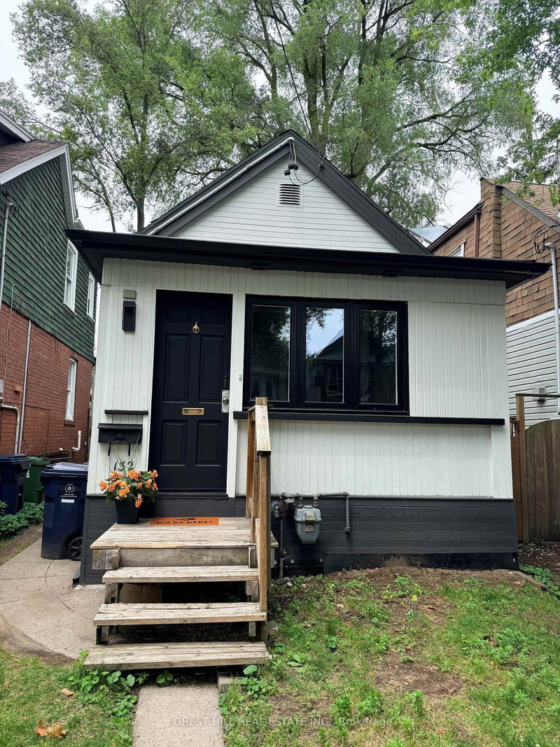 132 Hazelwood Avenue