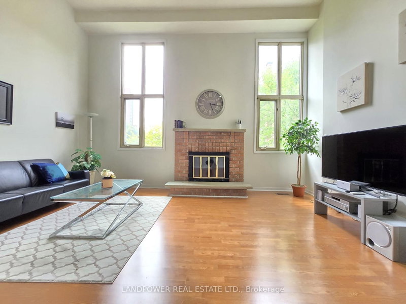 75 - 10 Cardwell Avenue