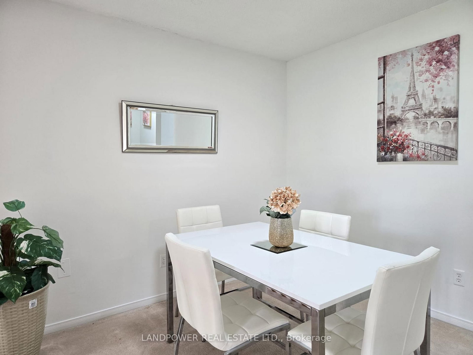 10 Cardwell Avenue • #75 • Toronto, ON photo 12