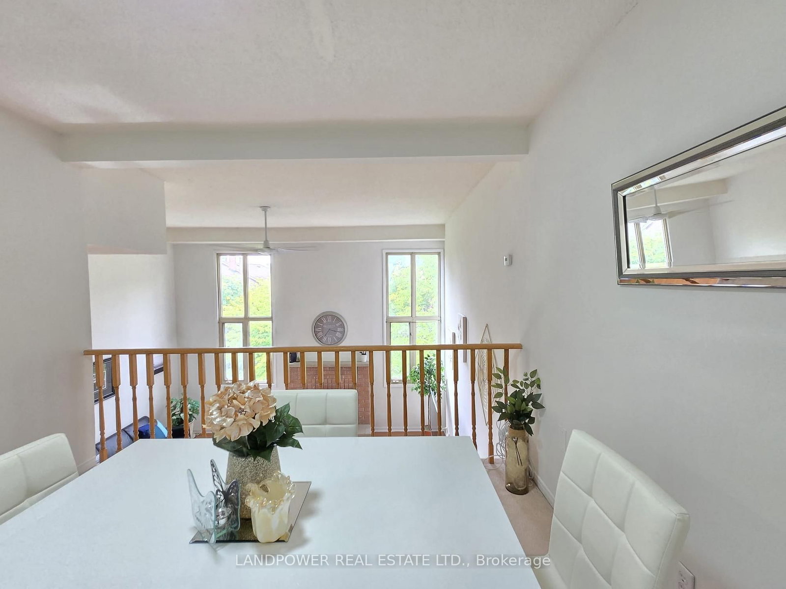 10 Cardwell Avenue • #75 • Toronto, ON photo 16