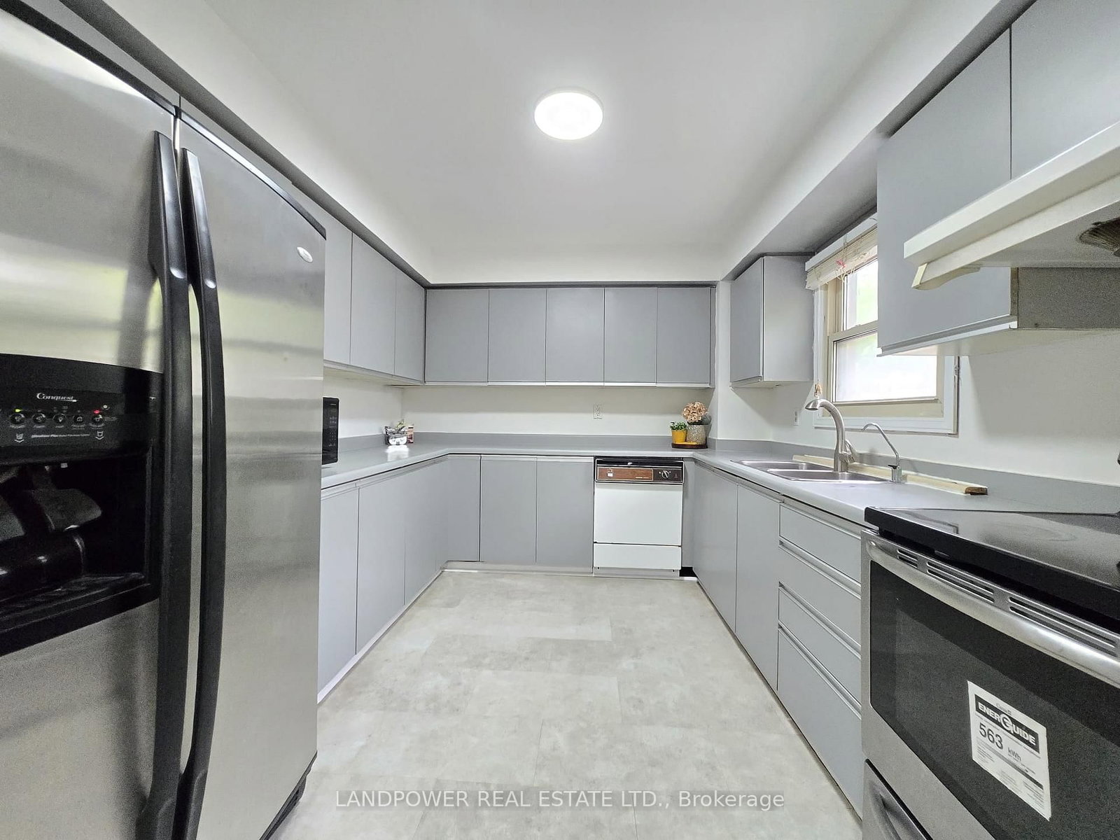 10 Cardwell Avenue • #75 • Toronto, ON photo 20