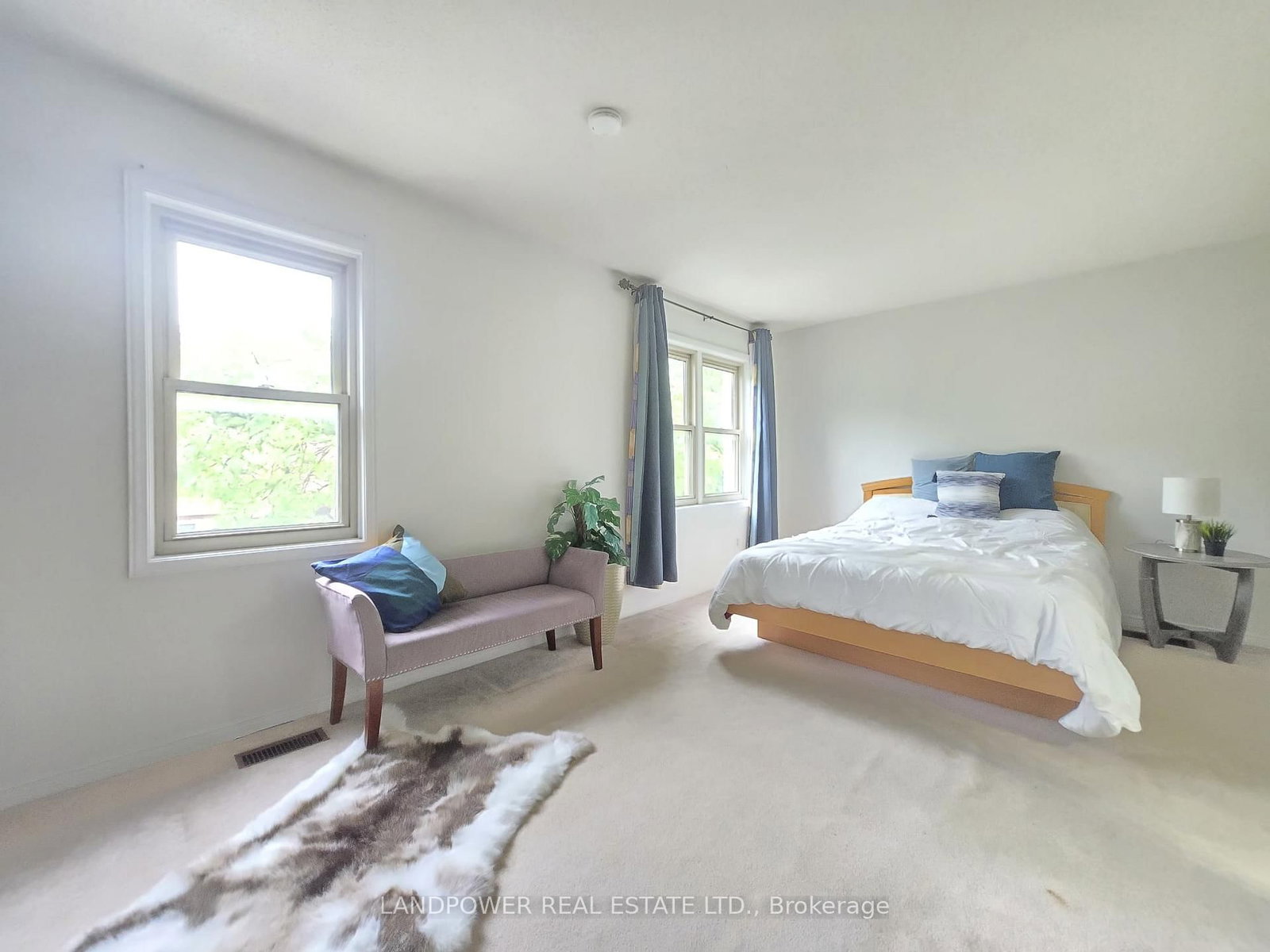 10 Cardwell Avenue • #75 • Toronto, ON photo 28