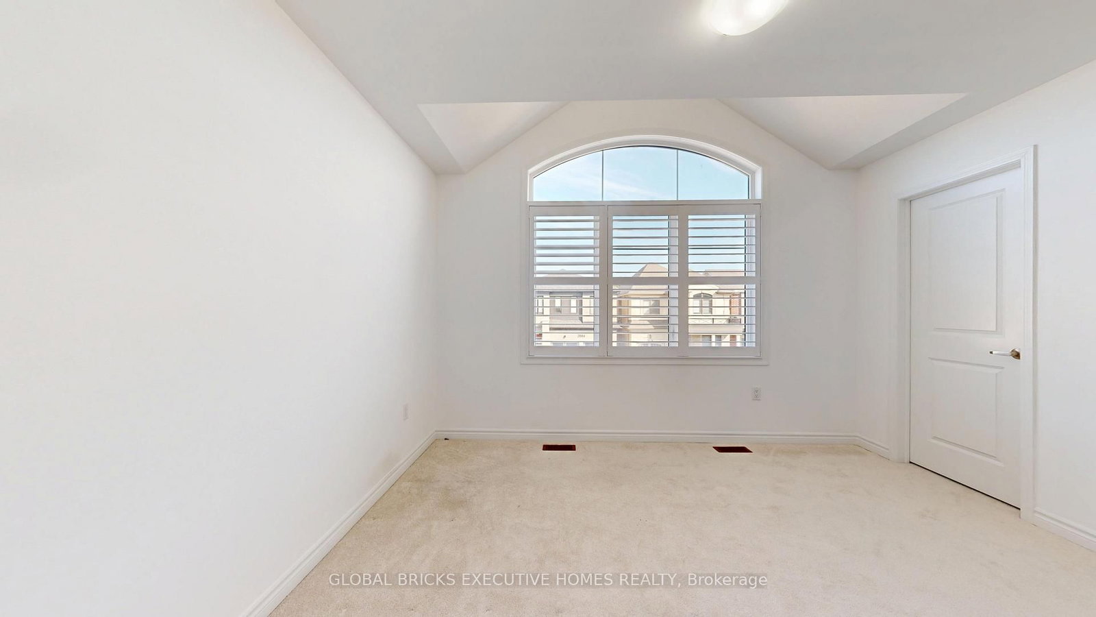 2885 Foxden Square • Pickering, ON photo 33