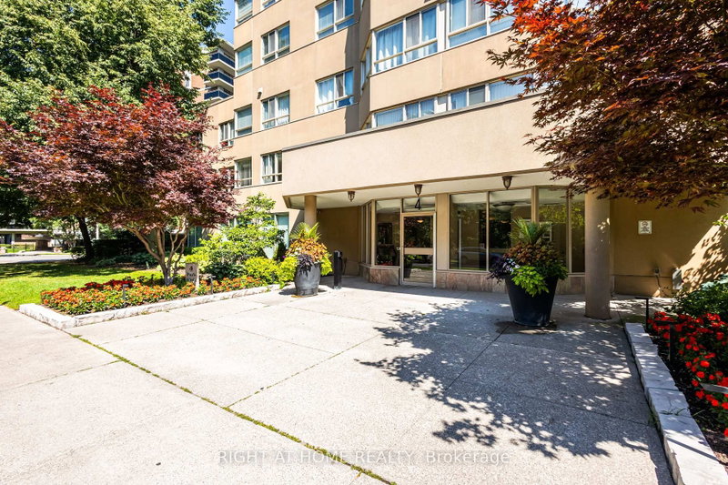 912 - 4 Park Vista Drive