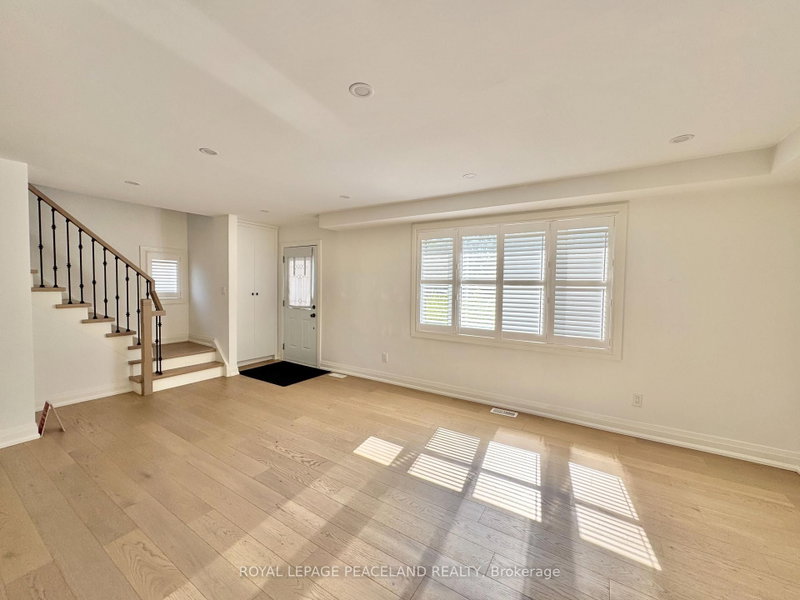 29 Rosita Crescent