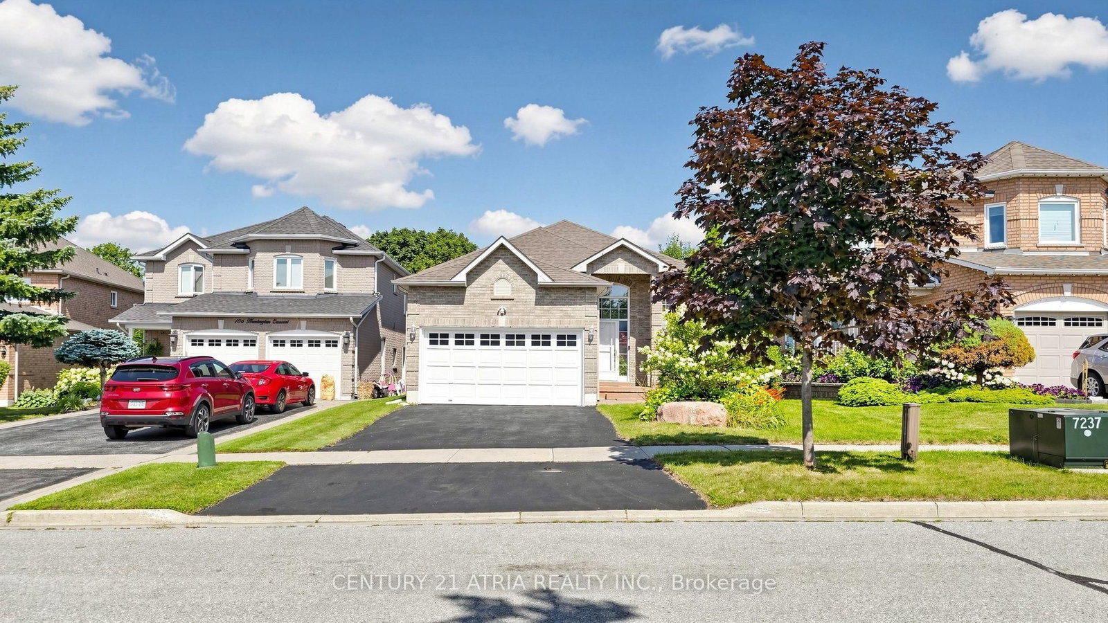 102 Huntington Crescent • Clarington, ON photo 1