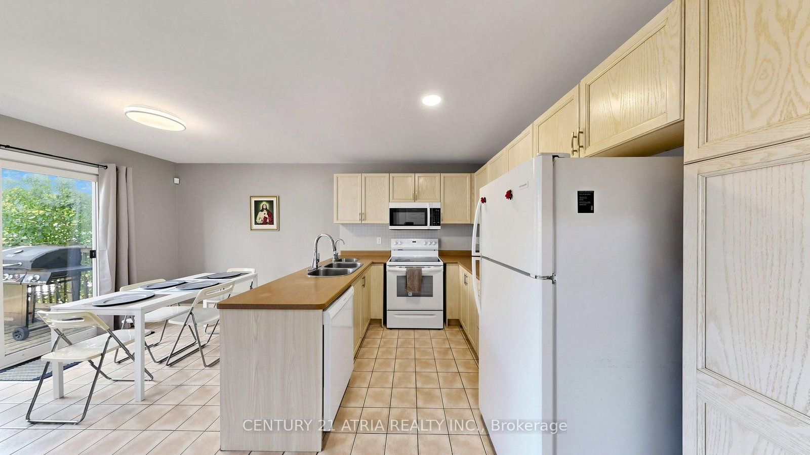 102 Huntington Crescent • Clarington, ON photo 11