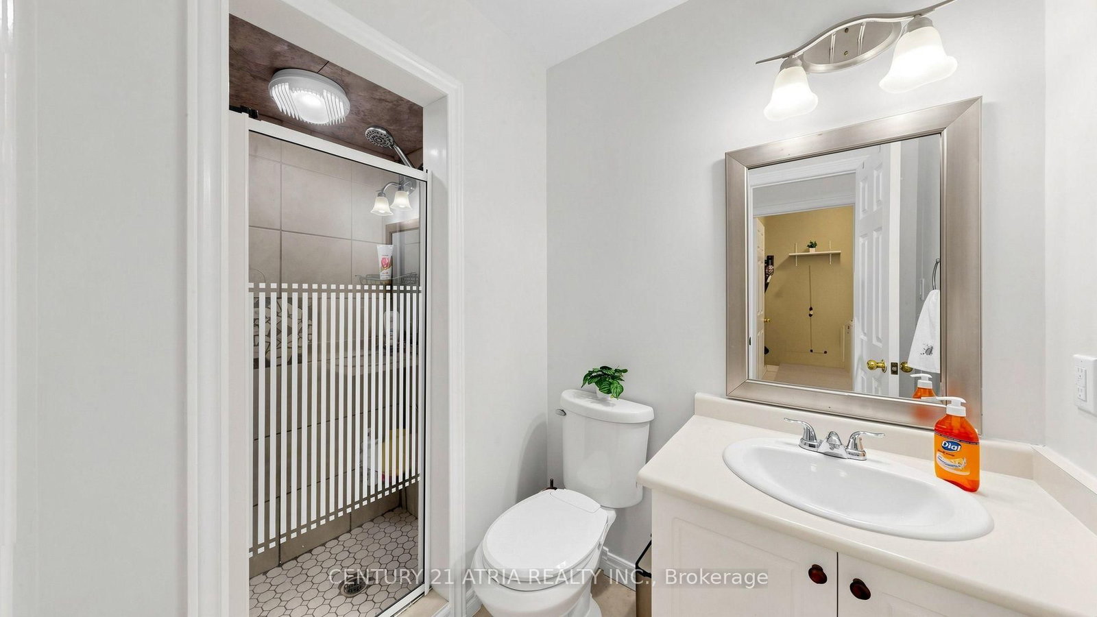 102 Huntington Crescent • Clarington, ON photo 34