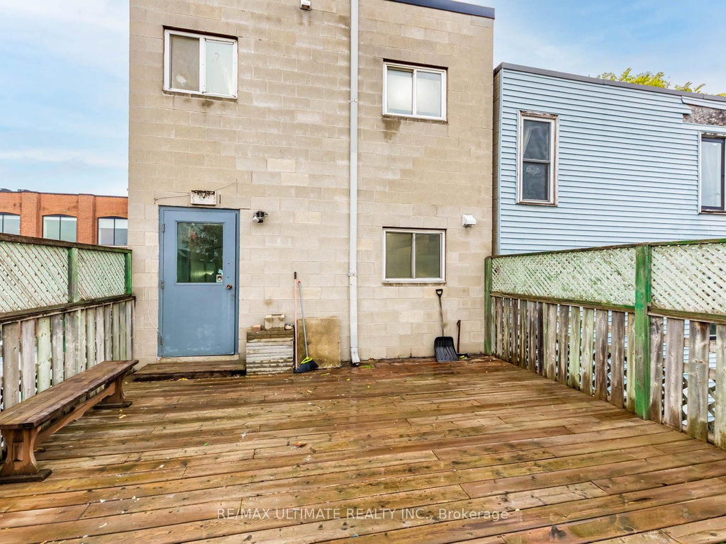 4 - 996 Queen Street E 2