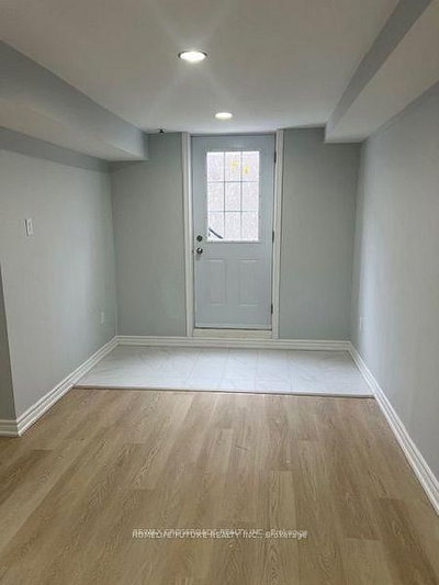 53 Dakin Ajax,ON L1T 2S2 — Photo 2