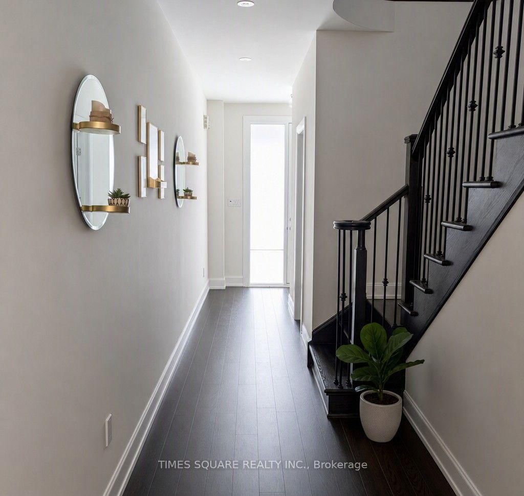24 Walter Clifford Nesbitt Drive • Whitby, ON photo 2