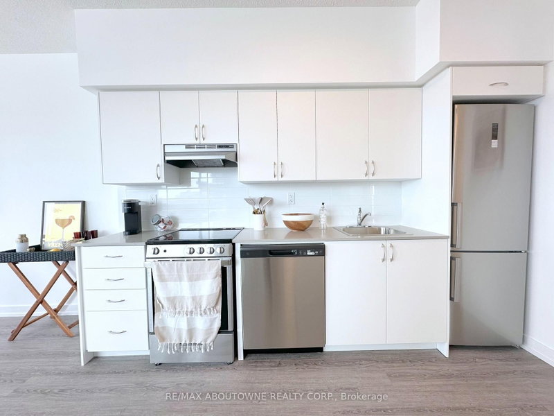309 - 25 Kitney Drive