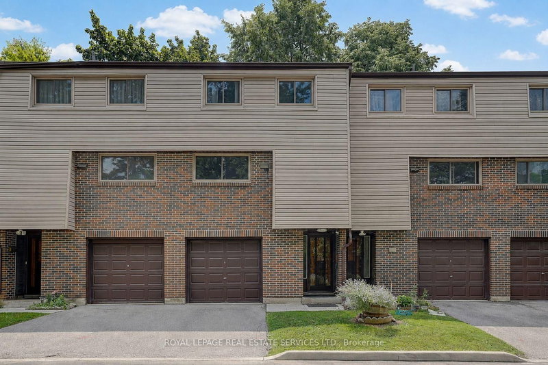 23 - 2020 Pharmacy Avenue