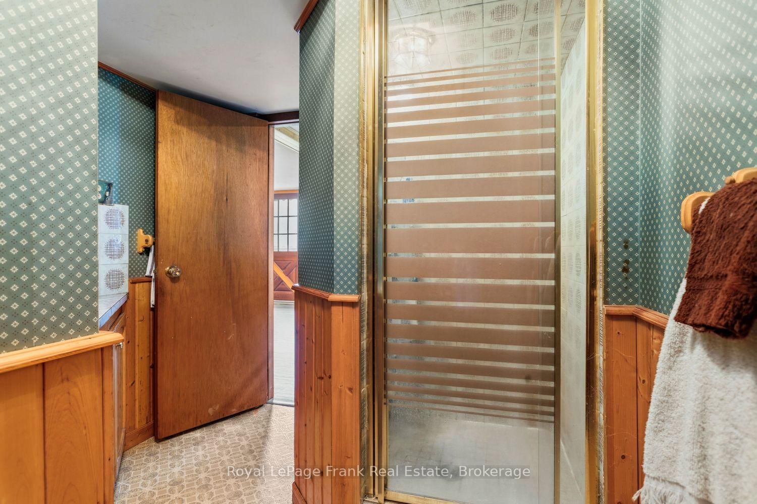 5080 Bowmanville Avenue • Clarington, ON photo 17