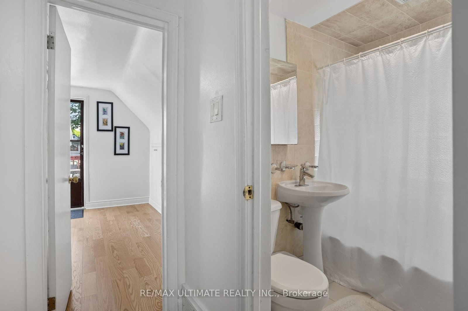 11 Midholm Drive • Toronto, ON photo 32