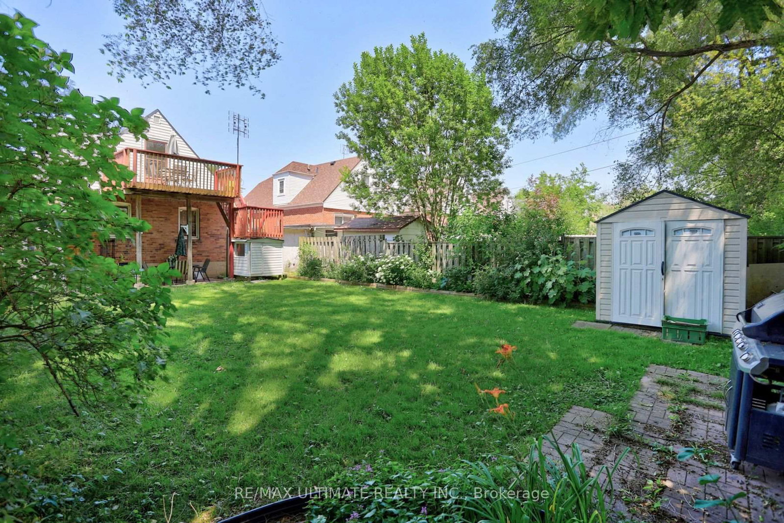 11 Midholm Drive • Toronto, ON photo 50