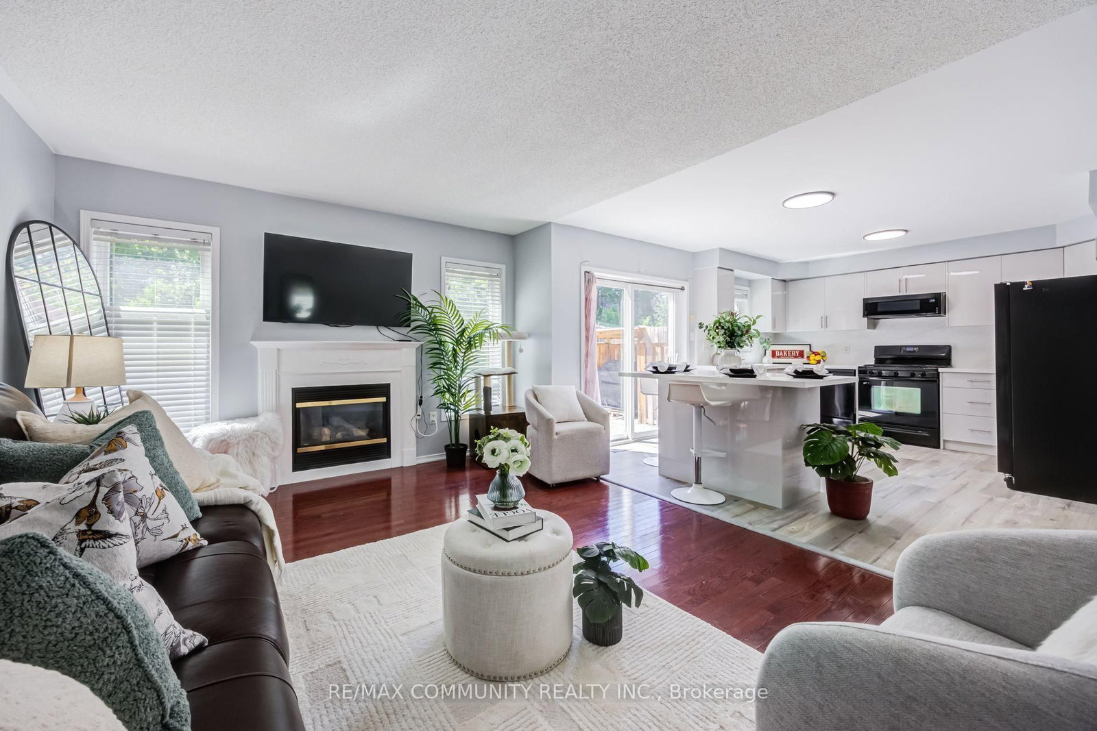 69 McSweeney Crescent • Ajax, ON photo 11