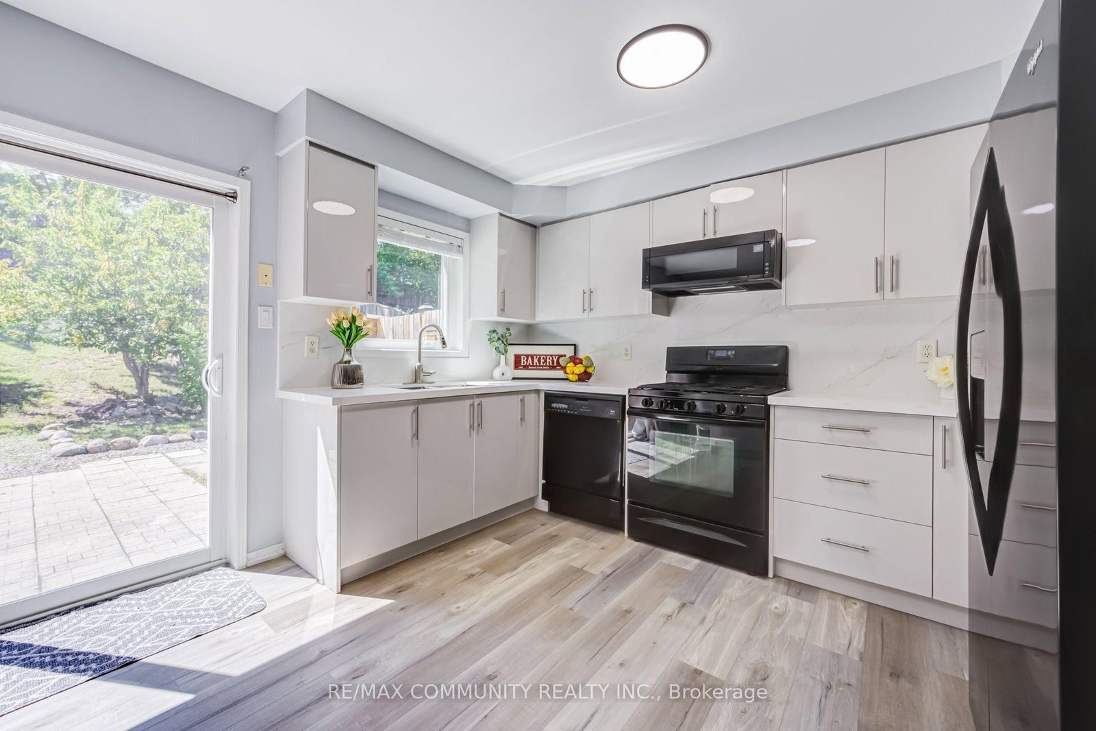 69 McSweeney Crescent • Ajax, ON photo 13