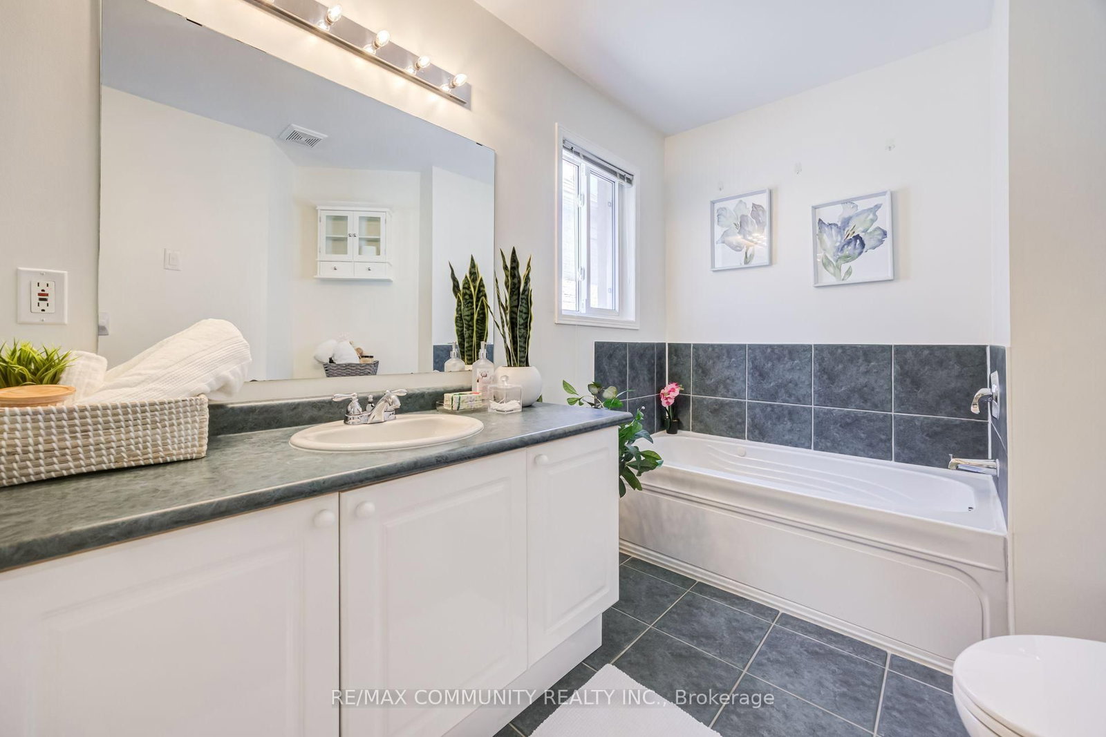 69 McSweeney Crescent • Ajax, ON photo 24