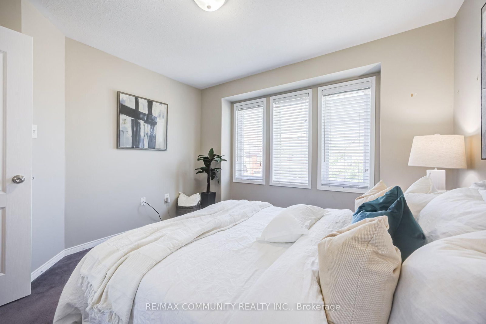 69 McSweeney Crescent • Ajax, ON photo 27