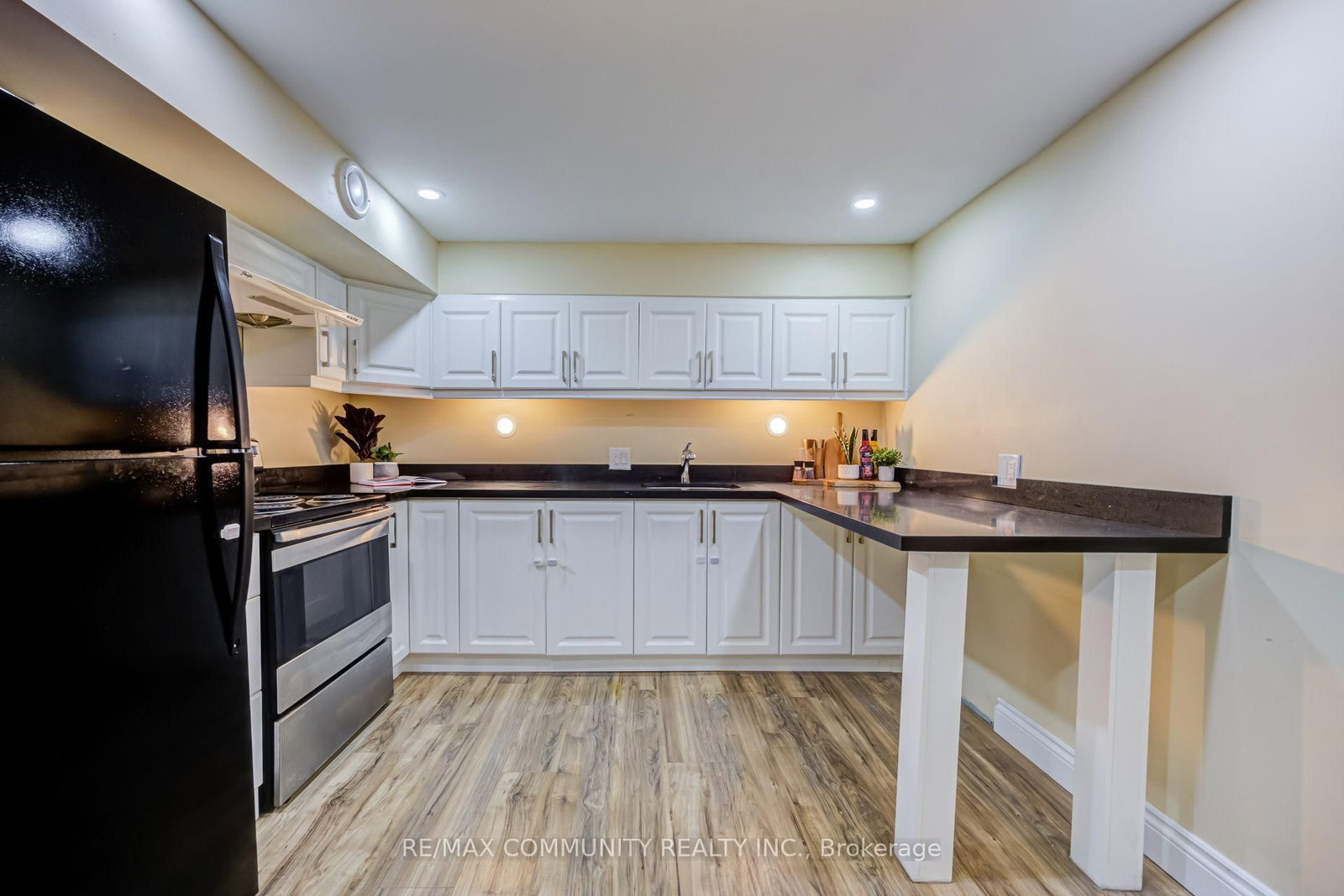 69 McSweeney Crescent • Ajax, ON photo 30