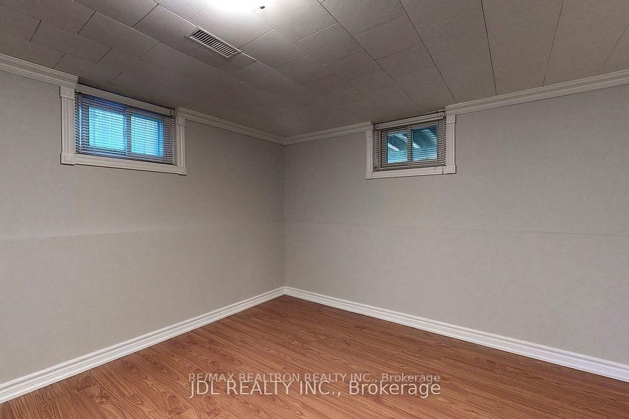 517 Fairleigh Avenue • Oshawa, ON photo 22