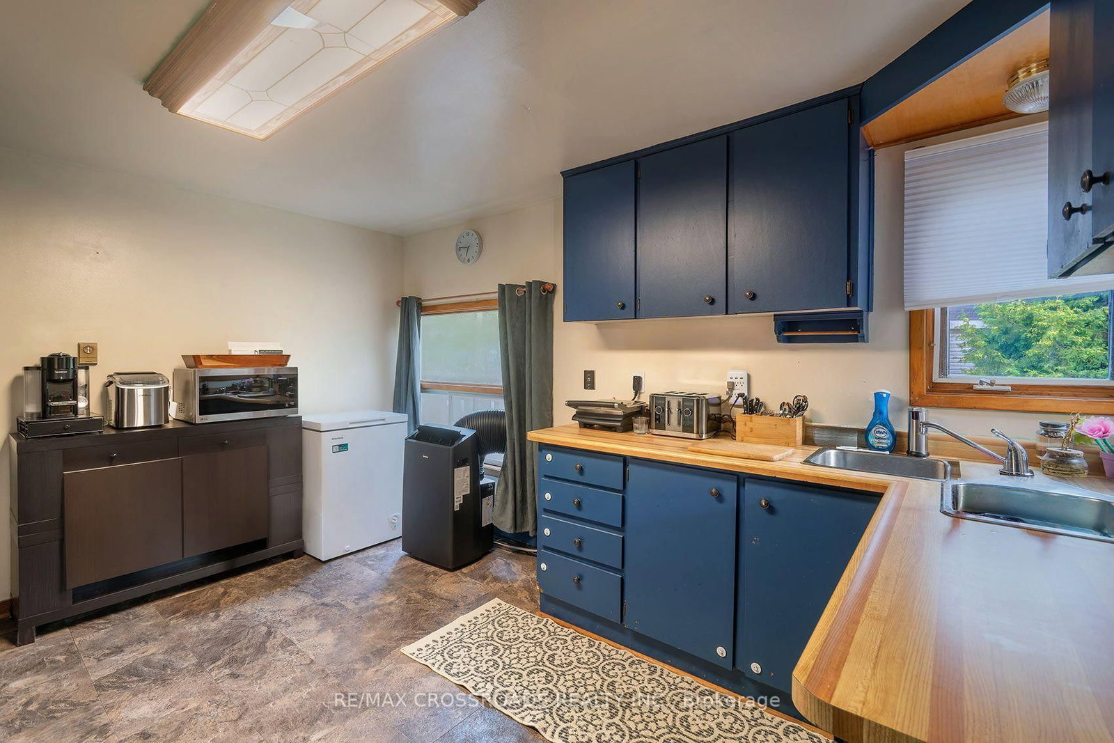 368 Cedar Valley Boulevard • Oshawa, ON photo 9