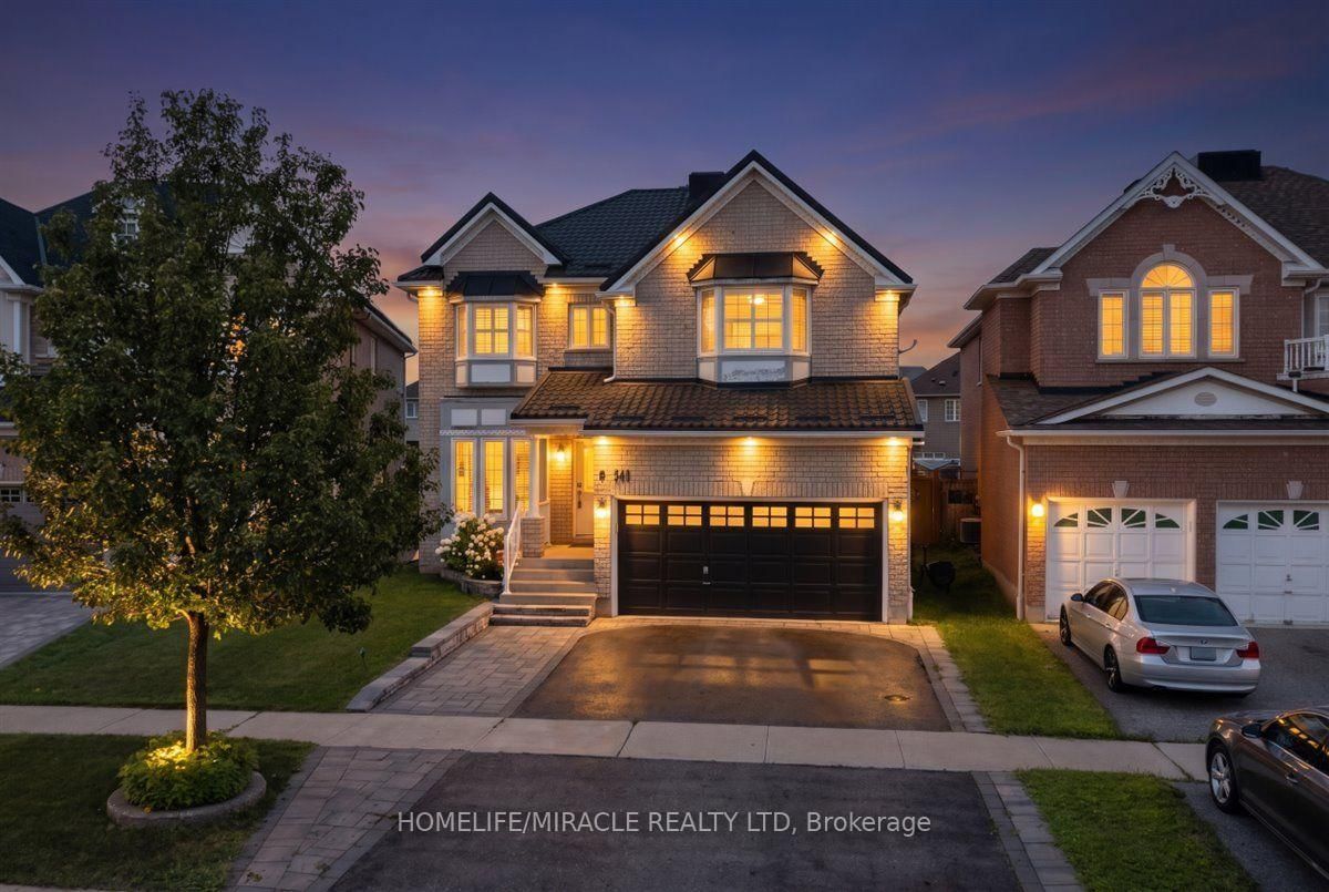 141 Atherton Avenue • Ajax, ON photo 2