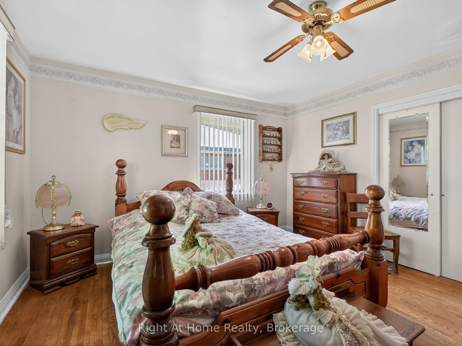 47 Churchill Avenue • Oshawa, ON photo 24