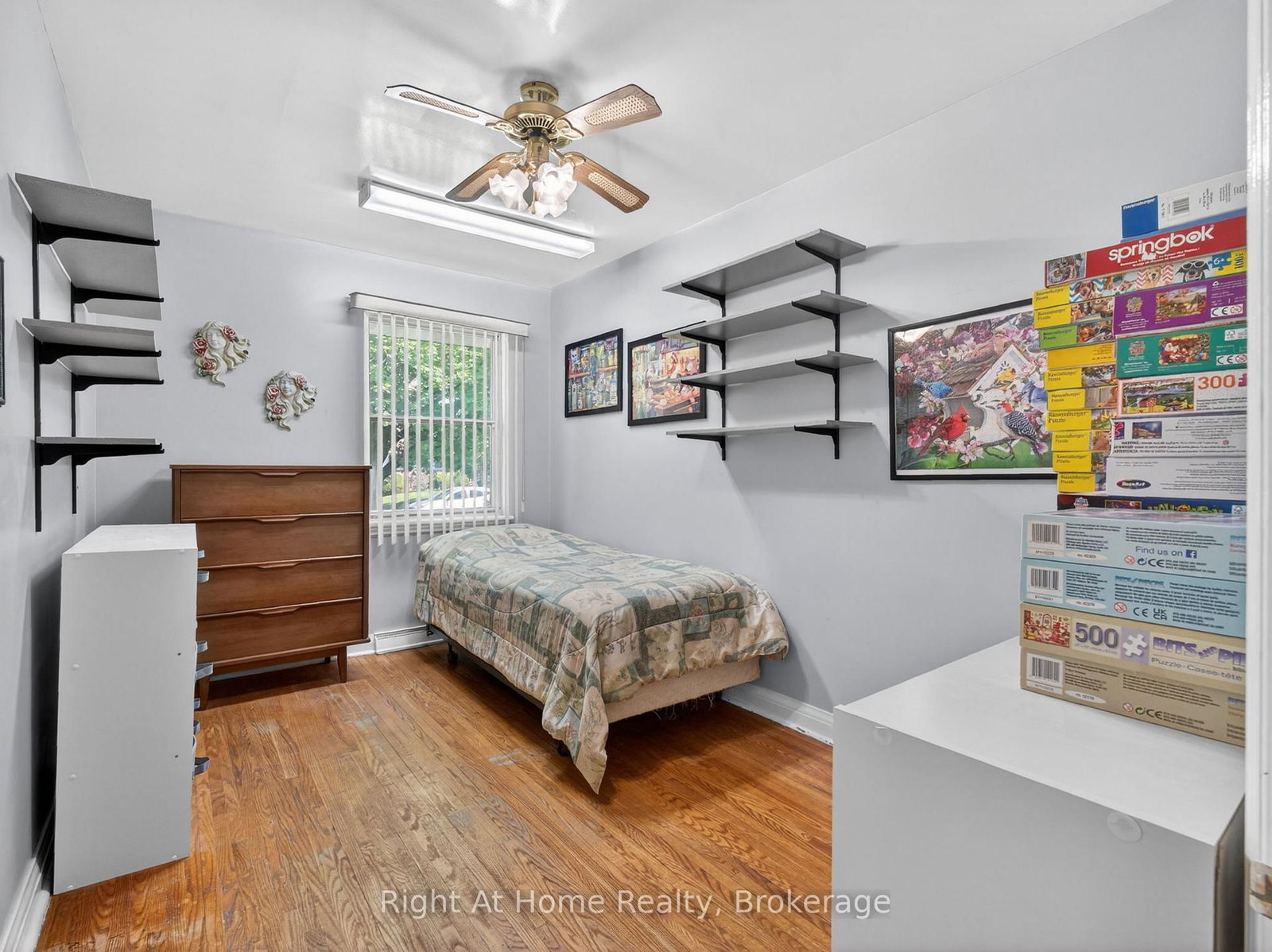 47 Churchill Avenue • Oshawa, ON photo 27