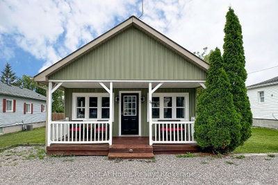 39 Lakeview Avenue