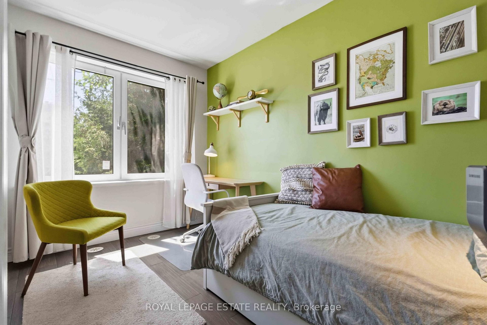 182 Coleman Avenue • Toronto, ON photo 10