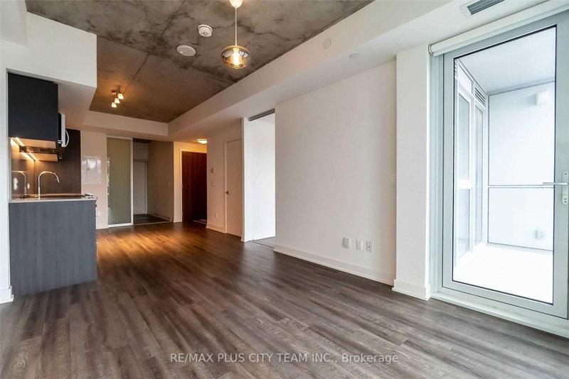 305 - 15 Baseball Place